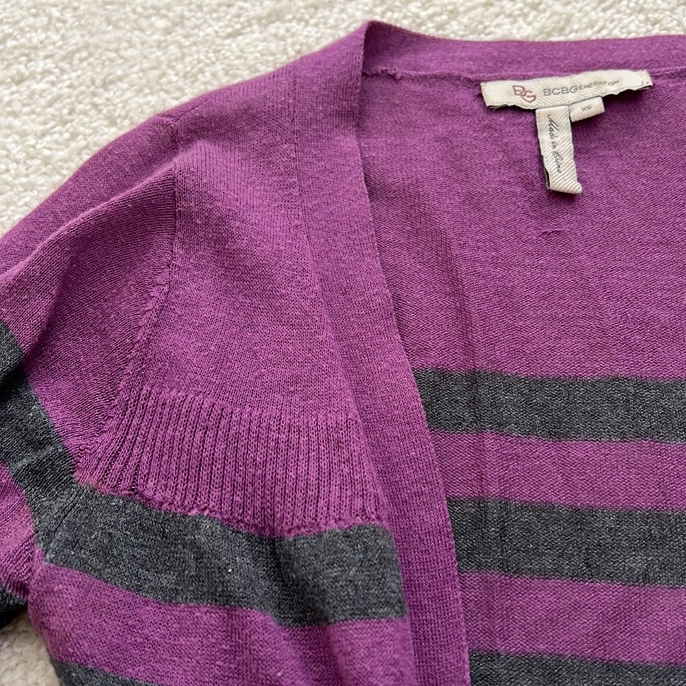 BCBGeneration purple abs gray striped cardigan - Picture 5 of 7